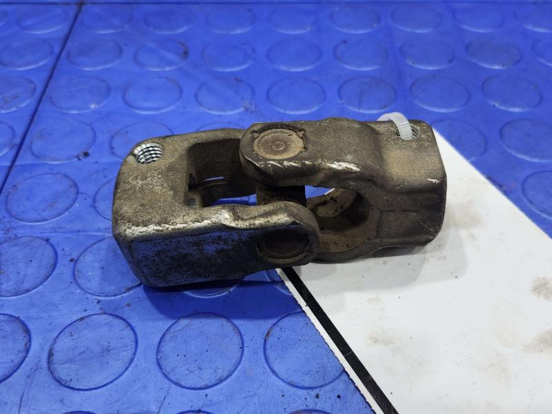 2006 Ford Mustang Steering Coupler