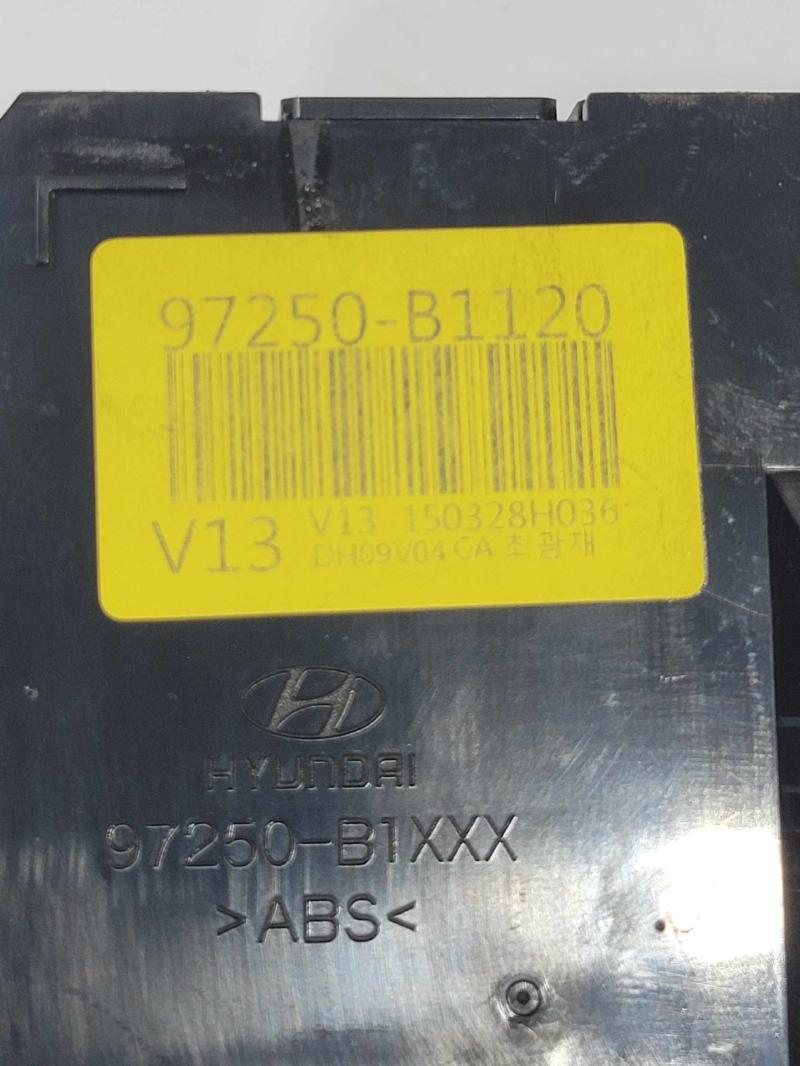 2015 Genesis Genesis Heater A/C Control
