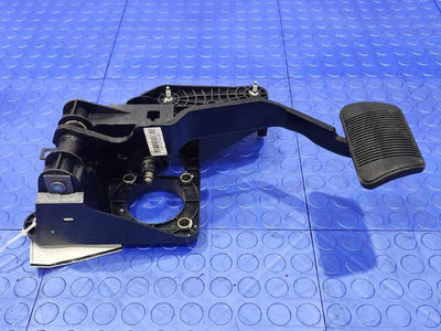 2017 Dodge Grand Caravan Brake Pedal