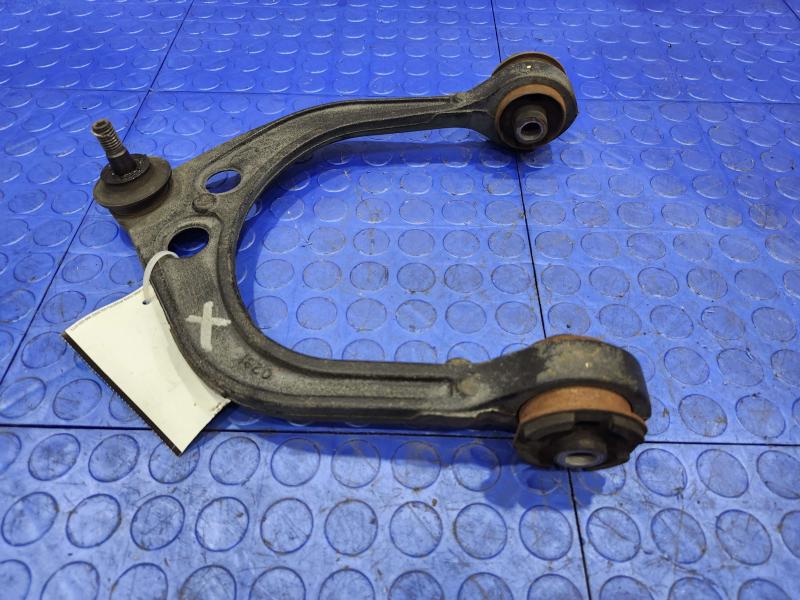 2013 Chrysler 300 Upper Control Arm Front