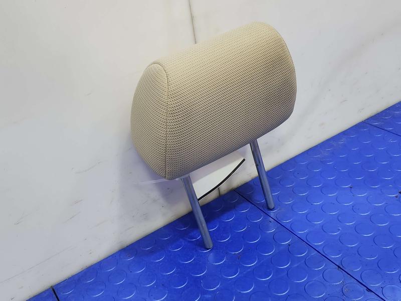 2010 Mazda Mazda3 Headrest