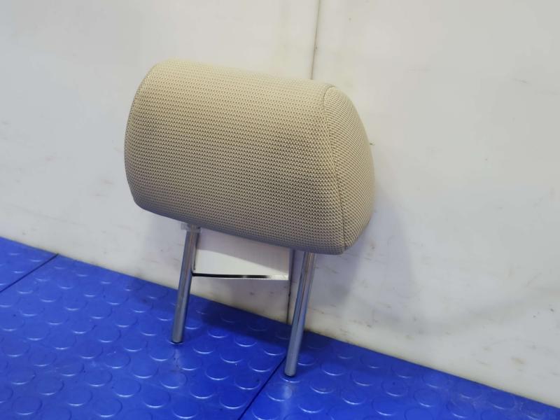 2010 Mazda Mazda3 Headrest