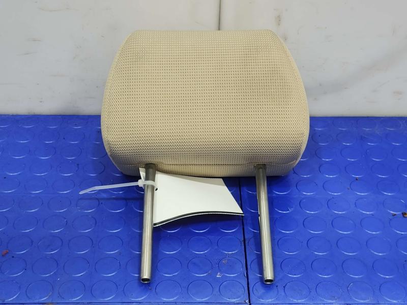 2010 Mazda Mazda3 Headrest