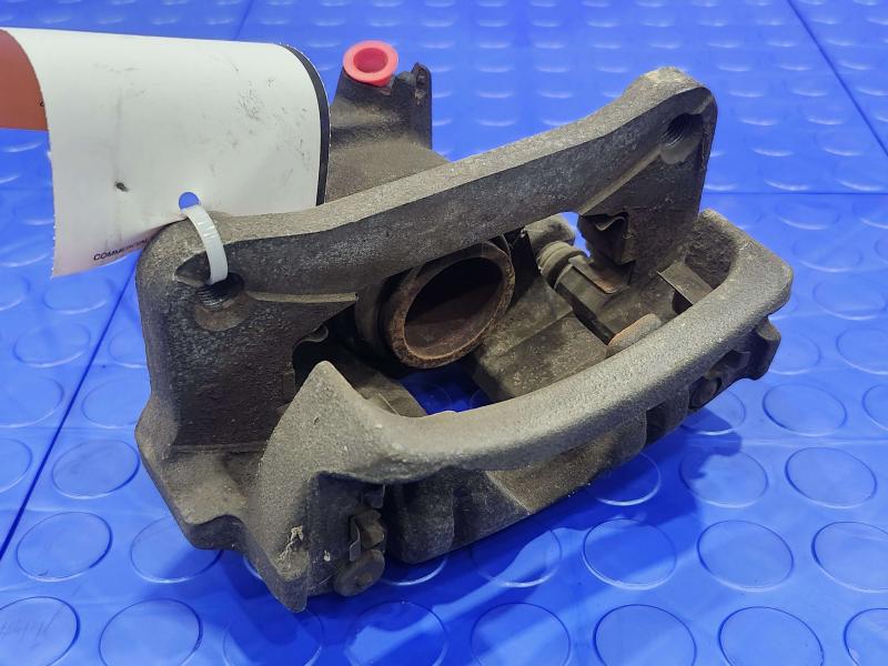 2006 Toyota 4Runner Caliper