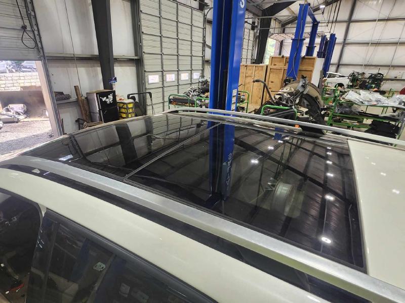 2012 Mercedes ML-Class Roof Glass (Glass Only)