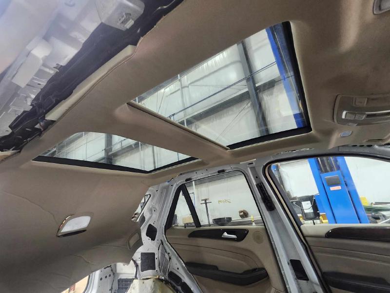 2012 Mercedes ML-Class Roof Glass (Glass Only)