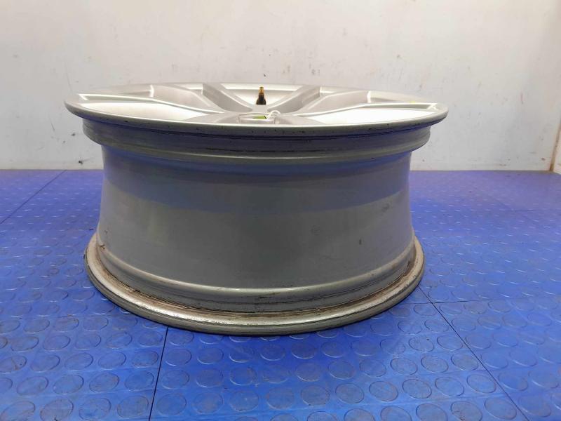 2015 Chevrolet Camaro Wheel