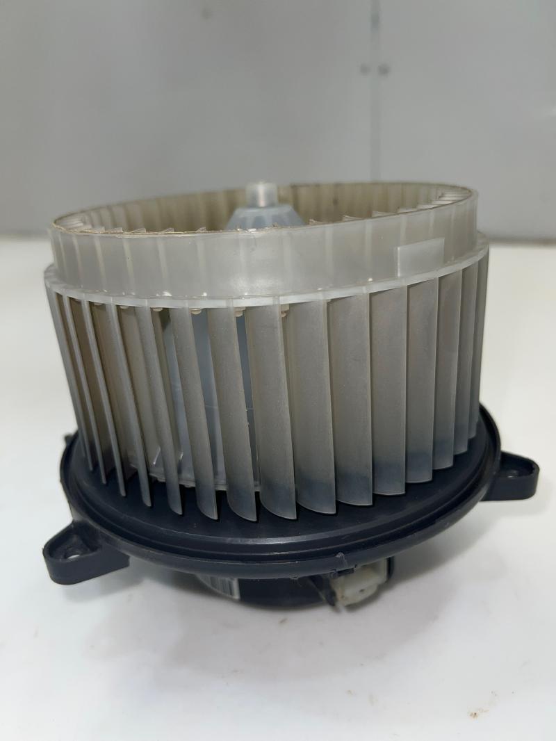 2012 Chevrolet Cruze Blower Motor