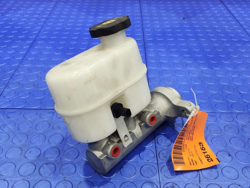 2014 Chevrolet Silverado 1500 Master Cylinder