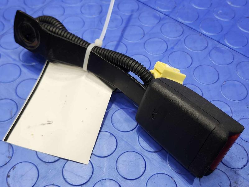 2014 Subaru Crosstrek Front Seat Belt