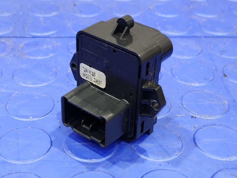 2013 Honda CR-V Door Switch Front