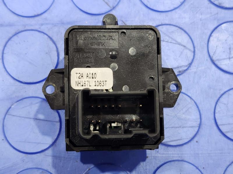2013 Honda CR-V Door Switch Front