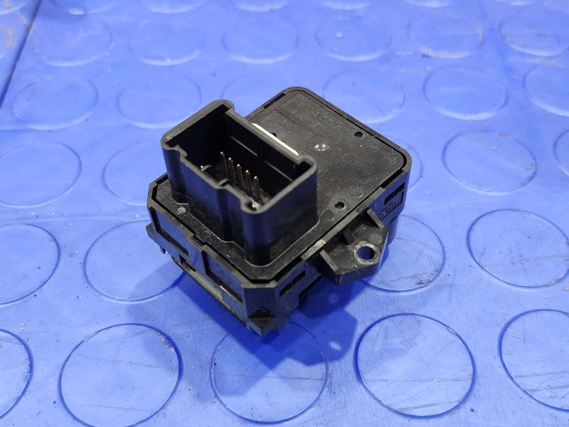 2013 Honda CR-V Door Switch Front