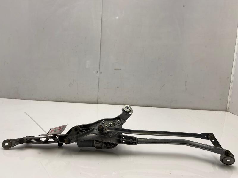2010 - 2016 Mercedes E63 AMG W212 Wiper Motor w/ Linkage OEM 2128201240