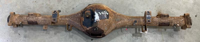 2001 Nissan Xterra Frontier 4x2 Rear Axle Housing - Bare OEM 430107Z255