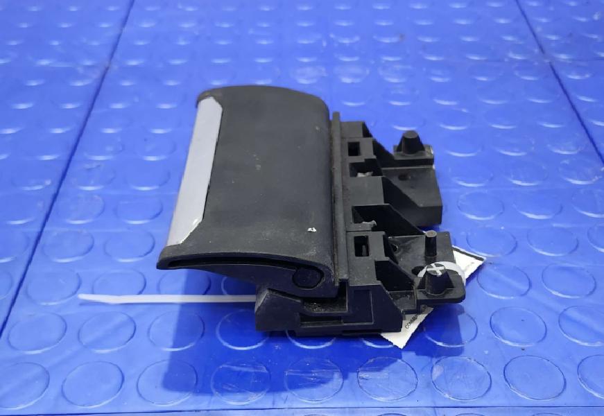 2015 Ford F-150 Inside Door Handle