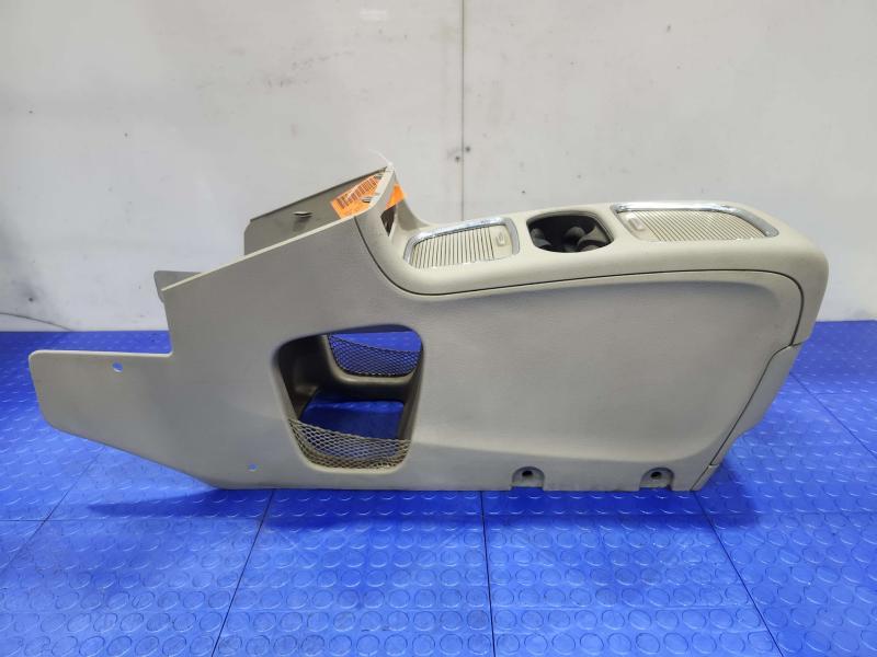 2017 Dodge Grand Caravan Front Console