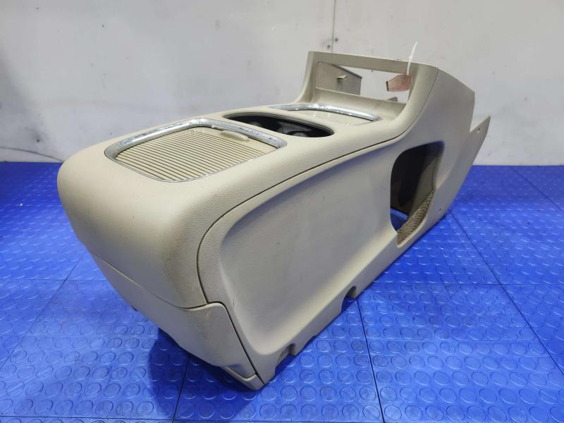 2017 Dodge Grand Caravan Front Console