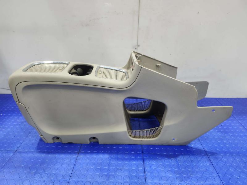 2017 Dodge Grand Caravan Front Console
