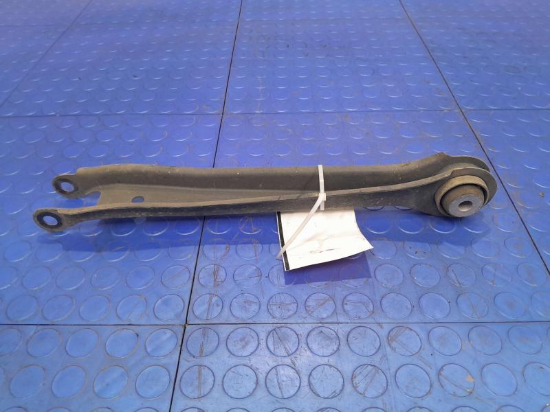 2017 GMC Acadia Lower Control Arm Rr