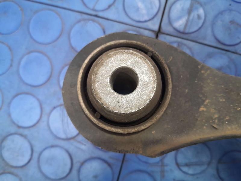 2017 GMC Acadia Lower Control Arm Rr