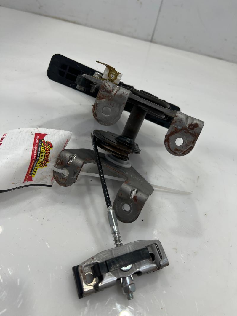 2017 - 2020 Hyundai Elantra Sedan Parking Brake Lever OEM 59710-F2000-TRY
