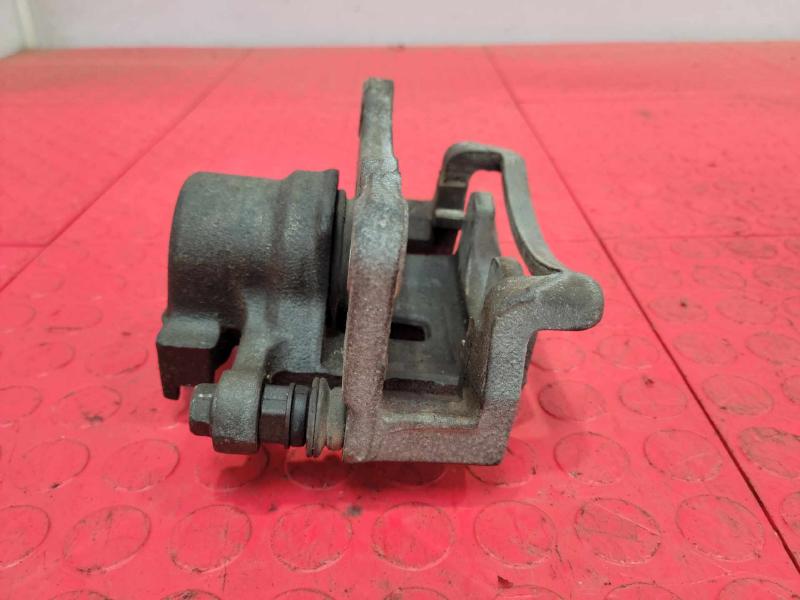 2008 Saturn Vue Caliper