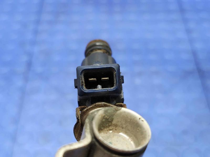 2002 Mercedes C-Class Misc Fuel Injection Parts