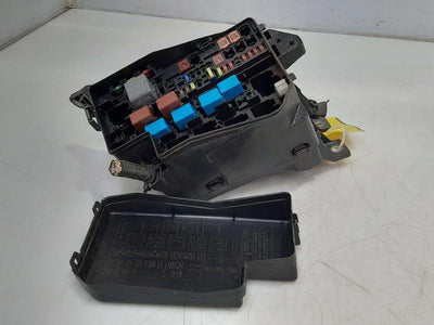 2009 Toyota RAV4 Engine Fuse Box