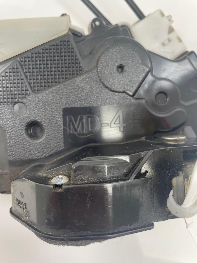 2011 Toyota Prius Front Door Latch