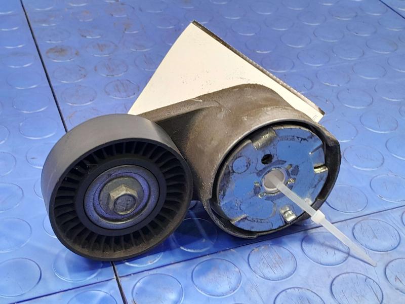 2018 Maserati Ghibli Engine Belt Tensioner