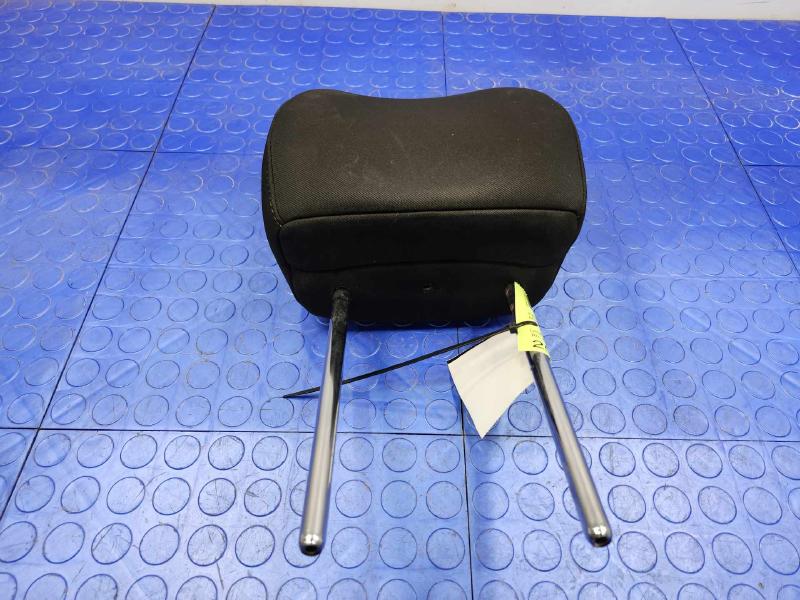2016 Kia Forte Headrest