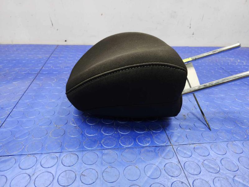 2016 Kia Forte Headrest