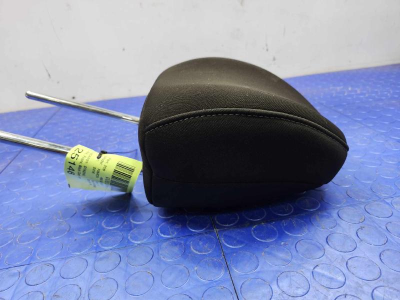 2016 Kia Forte Headrest