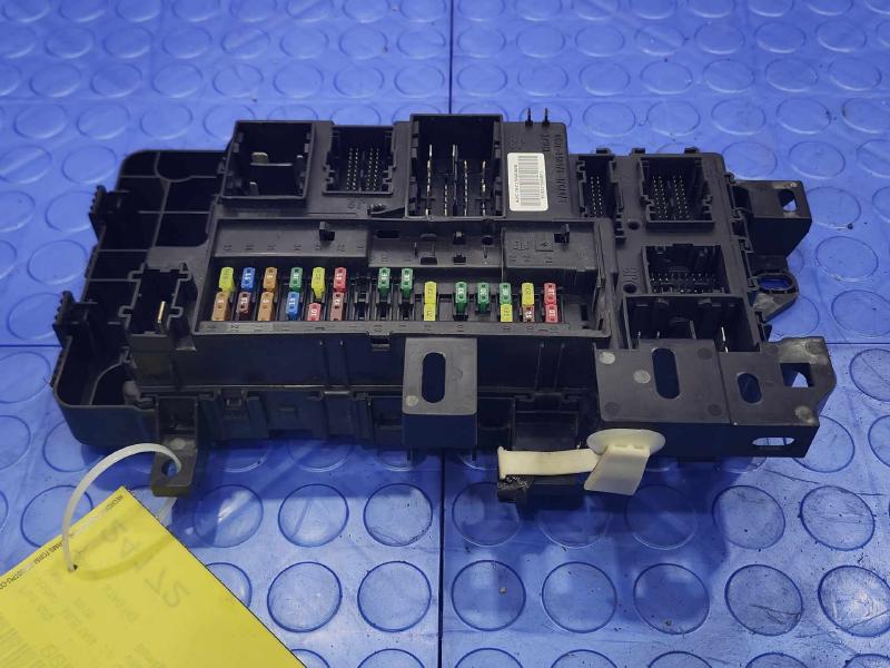 2016 Ford Mustang Cabin Fuse Box