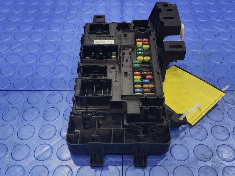 2016 Ford Mustang Cabin Fuse Box