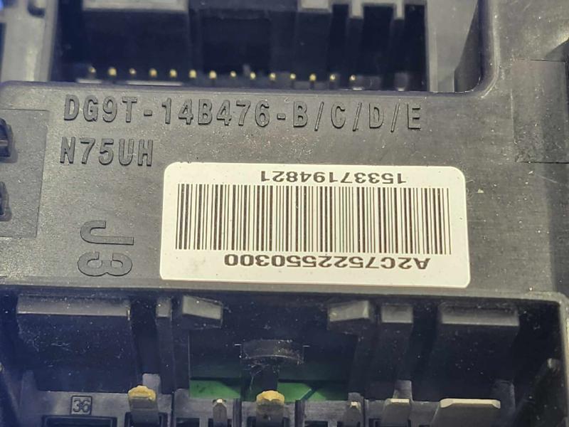 2016 Ford Mustang Cabin Fuse Box