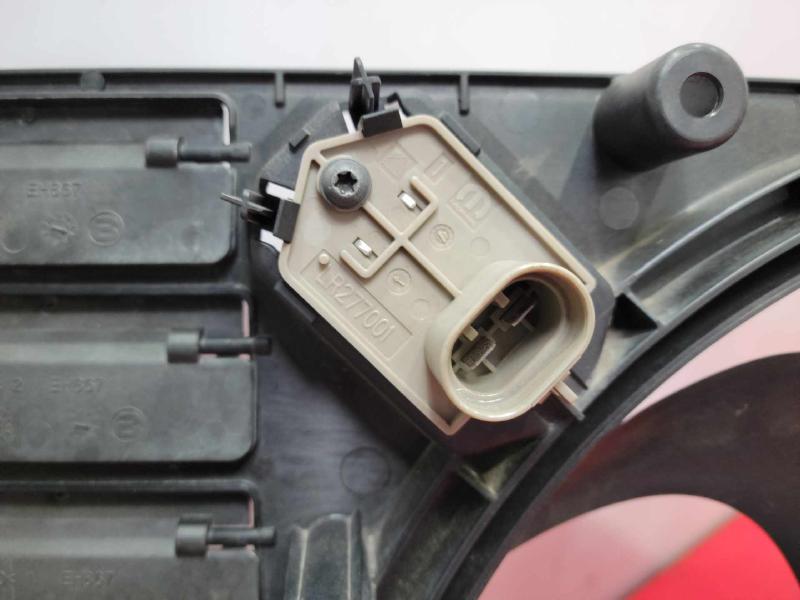 2015 Jeep Renegade Electric Cooling Motor