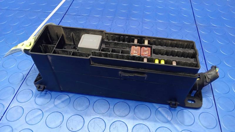 2013-2016 Ford Escape Rear Trunk Area Relay Junction Block Genuine OEM