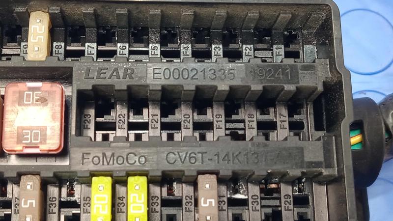 2013-2016 Ford Escape Rear Trunk Area Relay Junction Block Genuine OEM