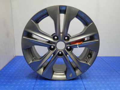 2013 Hyundai Santa Fe Wheel
