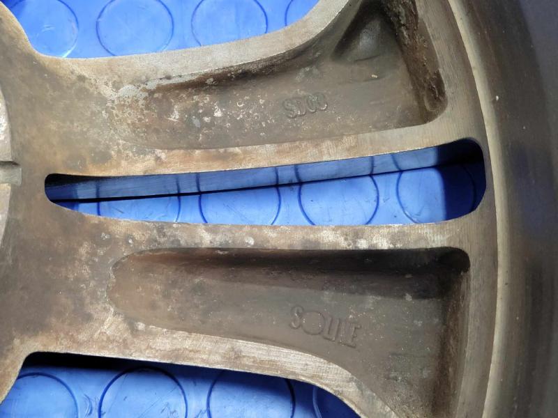 2013 Hyundai Santa Fe Wheel