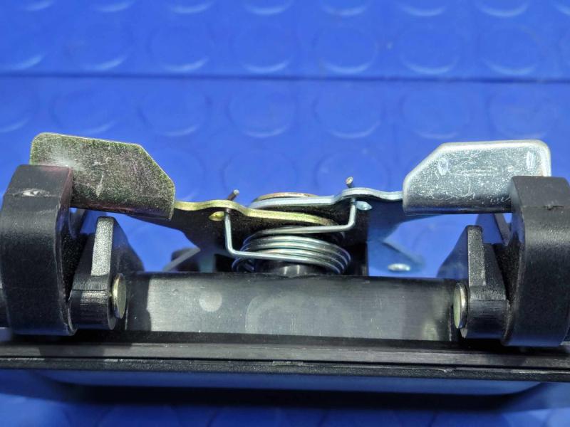 1994 Nissan D21 Outside Door Handle