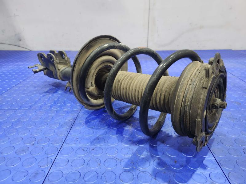 2013 Nissan Pathfinder Strut Assembly
