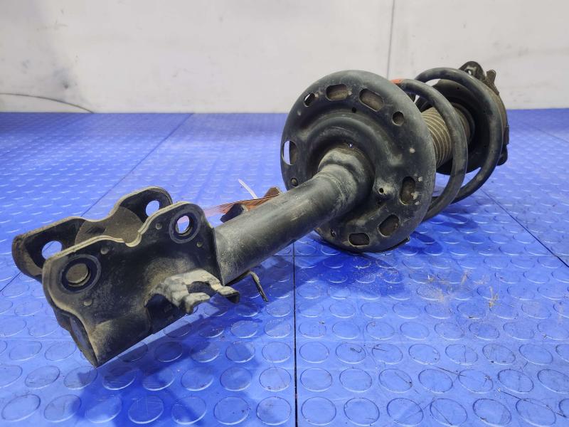 2013 Nissan Pathfinder Strut Assembly
