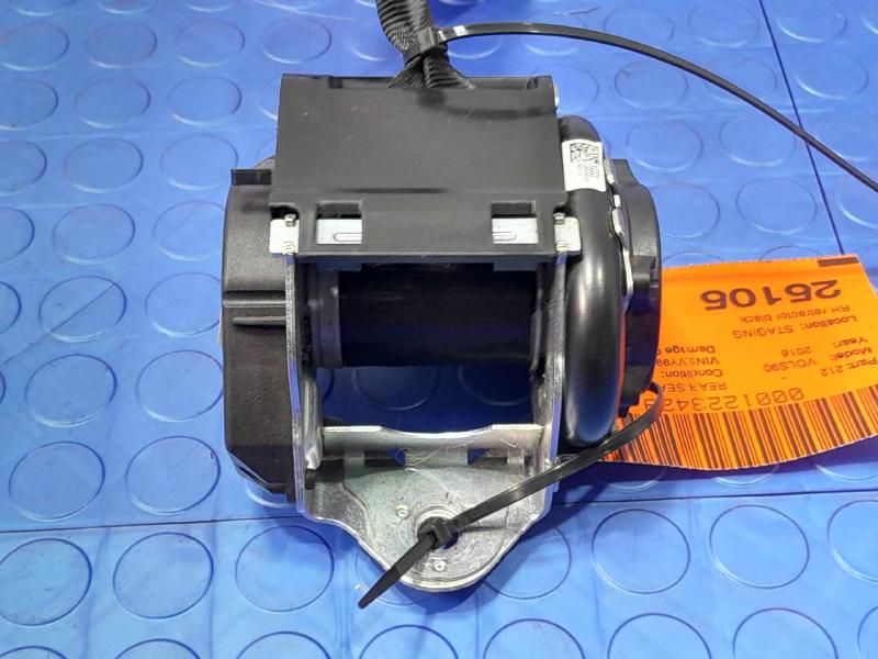 2018 Volvo S90 Rear Seat Belt
