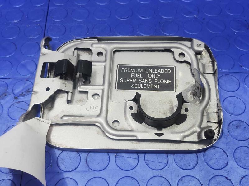 2008 Infiniti G35 Fuel Tank Door