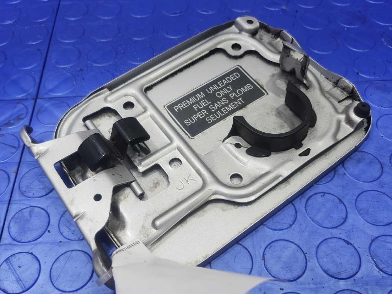 2008 Infiniti G35 Fuel Tank Door