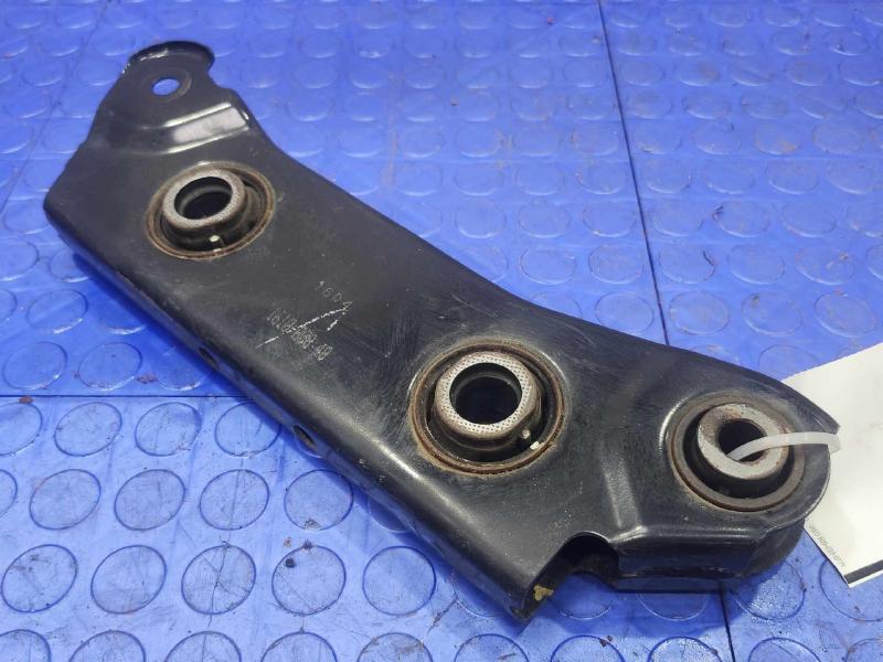 2021 Nissan Sentra Lower Control Arm Rr