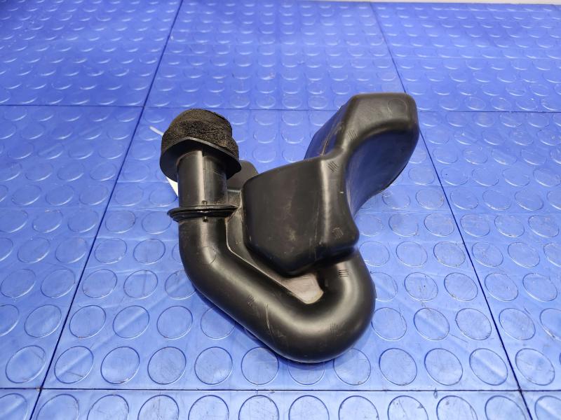 2014 Ford Focus Air Intake Tube/Resonator